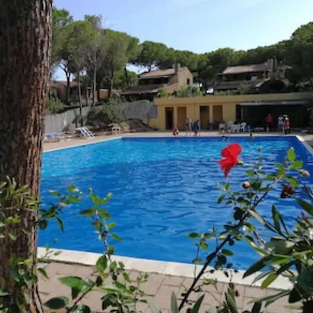 Santa Margherita Di Pula, Calaverde, Deliziosa 100 Metri Dal Mare Feriehus Santa Margherita di Pula